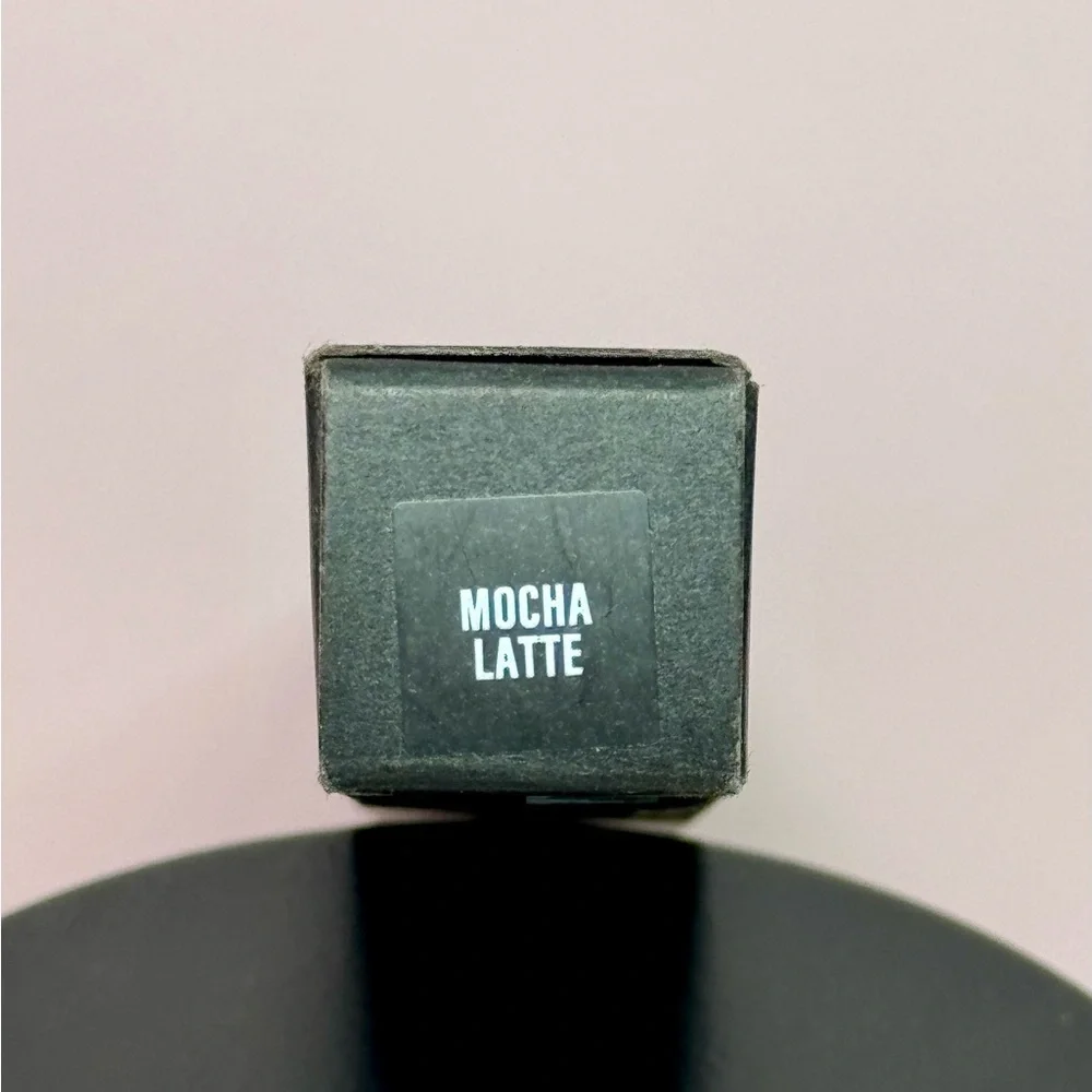 Makeup by Mario Ultra Suede Cozy Lip Crème 0.10 OZ (Mocha Latte) NIB